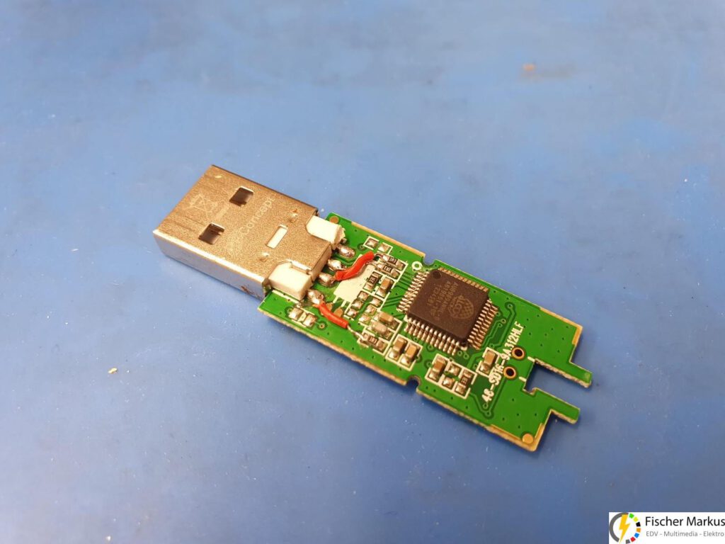 Datenrettung USB Stick Leiterbahnverbindungen wieder hergestellt