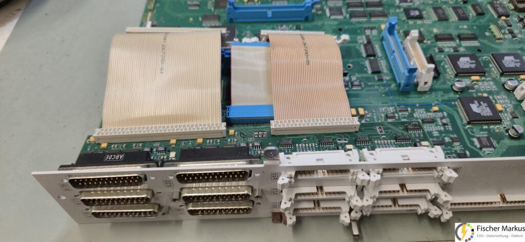 Reparatur einer Maschinensteuerung (3)