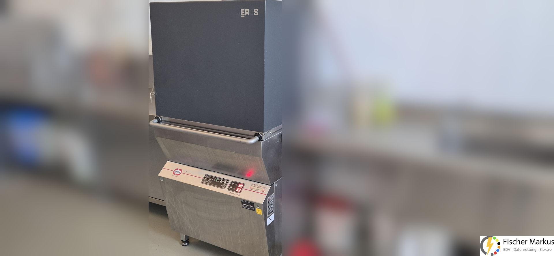 Reparatur Industriespülmaschine (1)