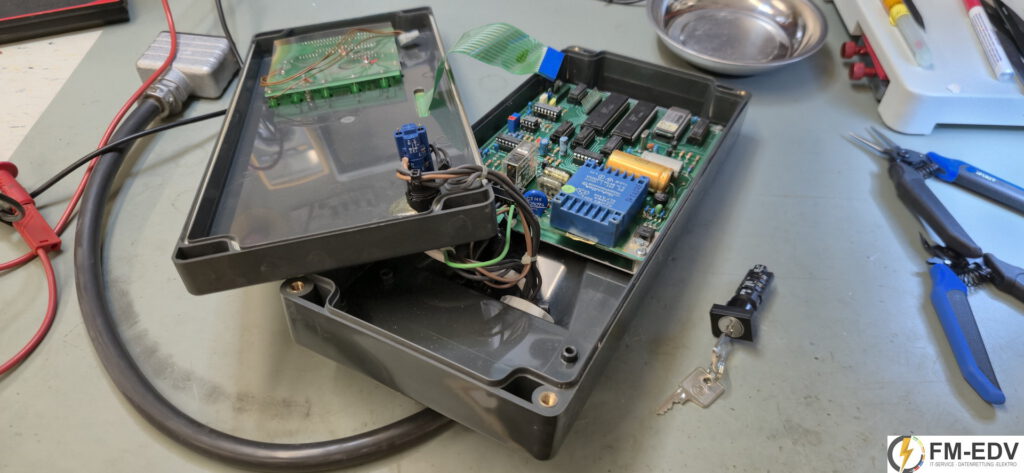 Reparatur Steuerung Tonofen (2)